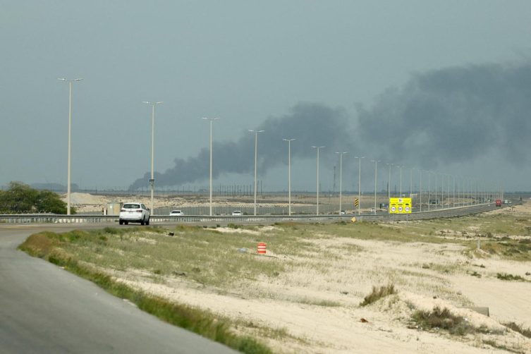 Husiler, son günlerde artan çatışmalarla birlikte Suudi Arabistan'da yer alan rafinerileri vuruyor. Fotoğraf :Reuters